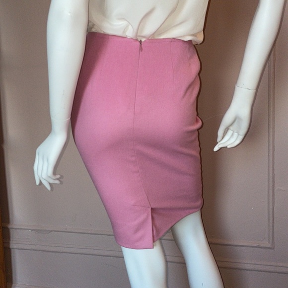 Rose wool two piece jacket and skirt - Picture 10 of 11